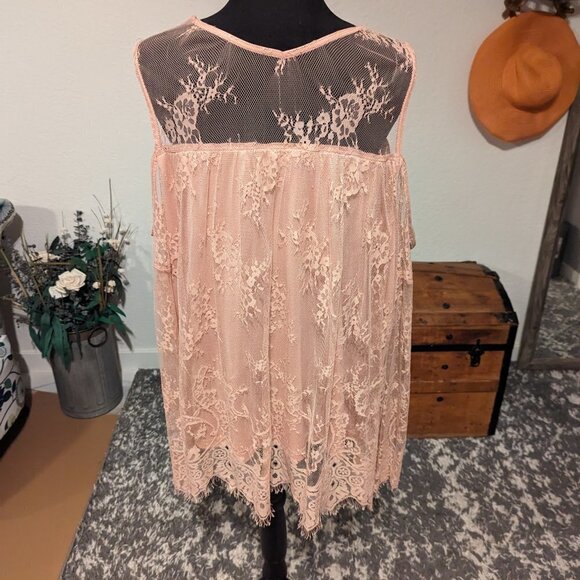 RAIN Rose Pink Lace Top w/ Peekaboo Sleeves | Size XL - Picture 4 of 5